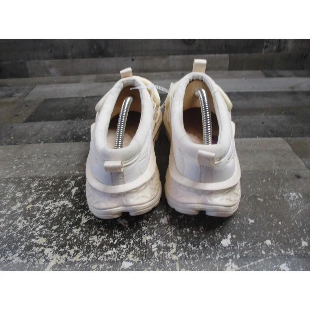 Hoka One One Ora Primo Shoes Mens Size 9.5 White Cream Puffer Fleece Lined
